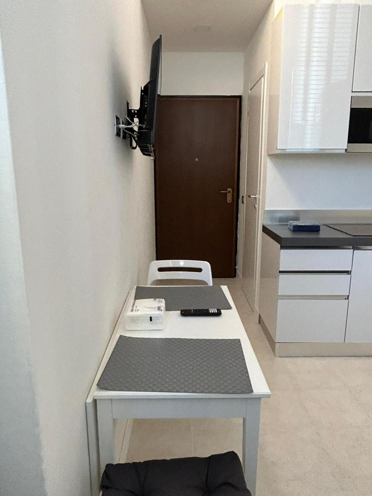 Elegant Studio Milan Extérieur photo